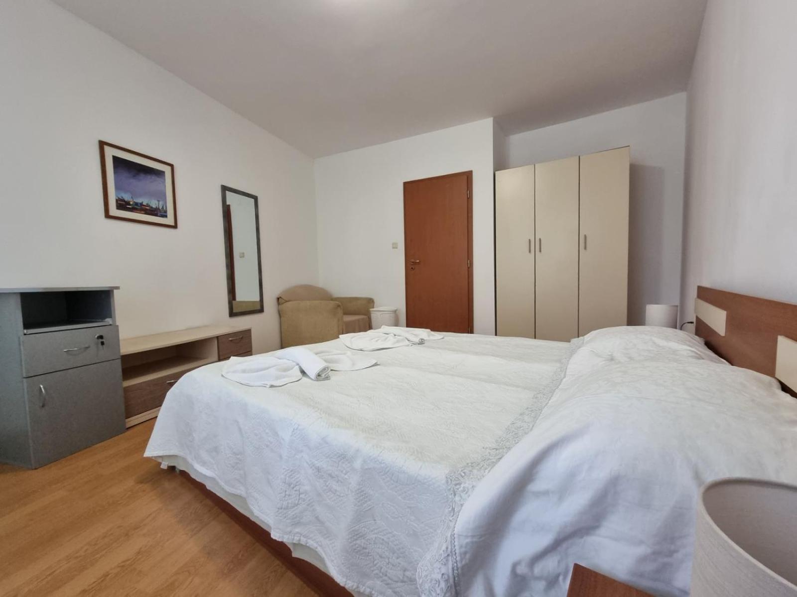 Yassen Holiday Village Slăntjev Brjag Exteriör bild